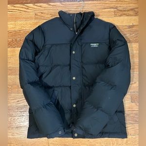 LL Bean Men’s small Mountain Classic down jacket in navy blue